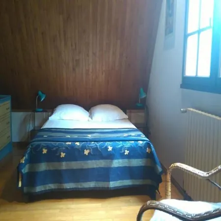 House Le Noisetier 1 * Каор
